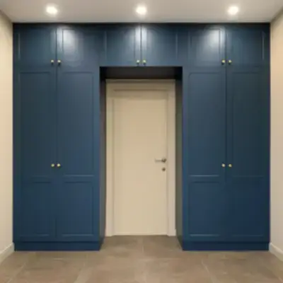 Встроенный шкаф в прихожую