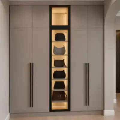 Встроенный шкаф с витриной