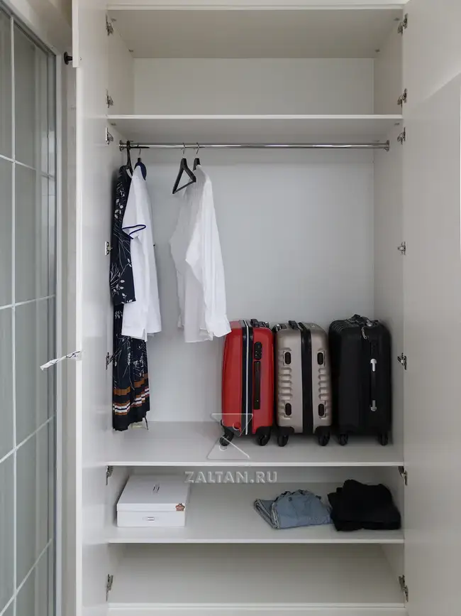 Наполнение шкафа на балкон