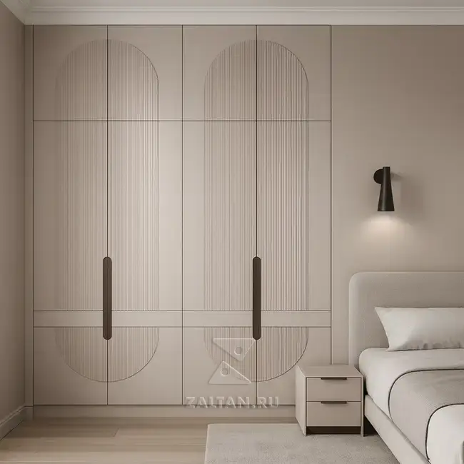 Встроенный шкаф фрезерованный бежевый