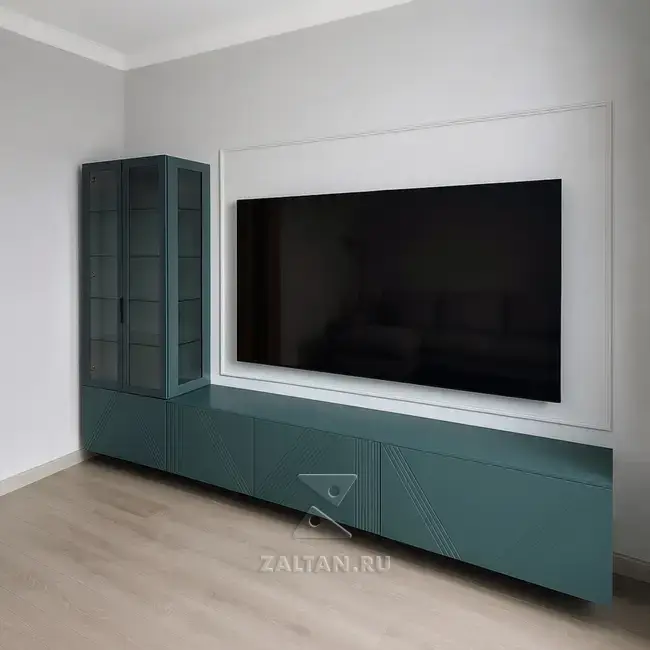 ТВ стенка с витриной зелёная