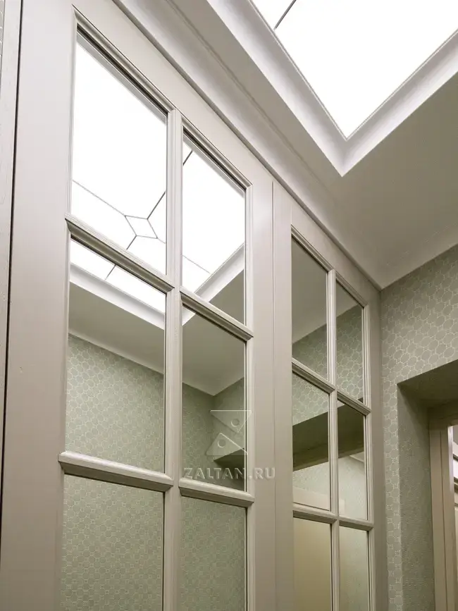 Зеркало с раскладкой