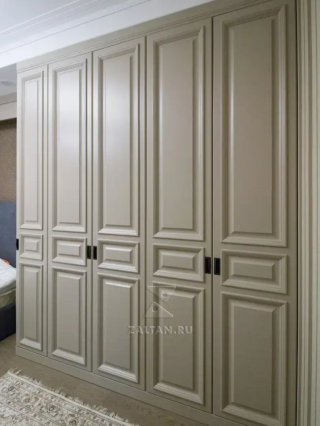 Шкаф с фасадами из МДФ