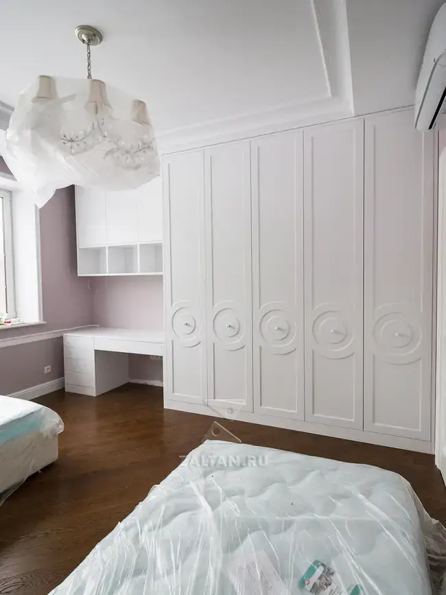 Шкаф совмещённый с рабочим местом