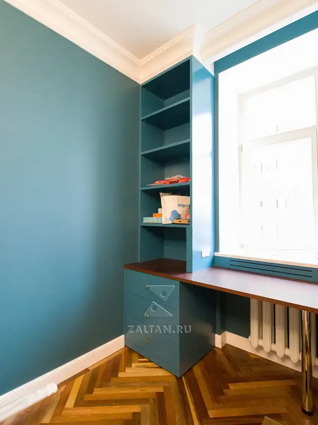 Тумба под столом и пенал