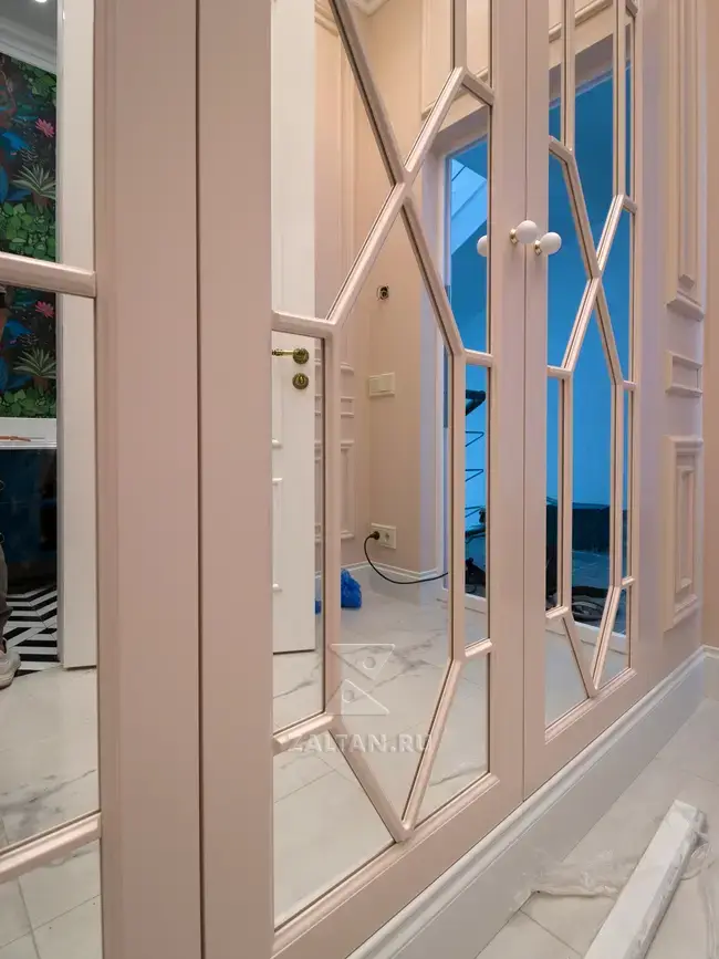 МДФ раскладка на зеркале