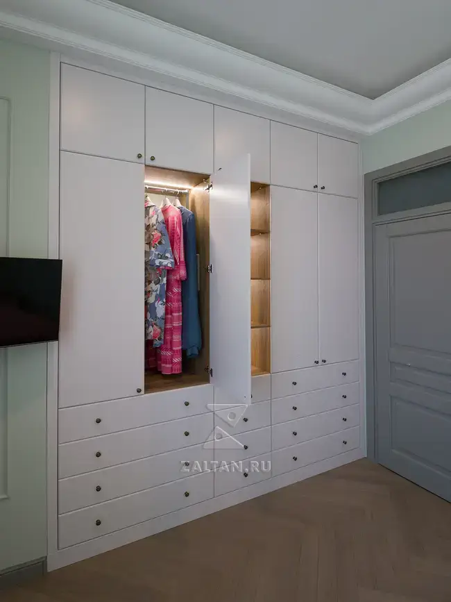 Секция под одежду