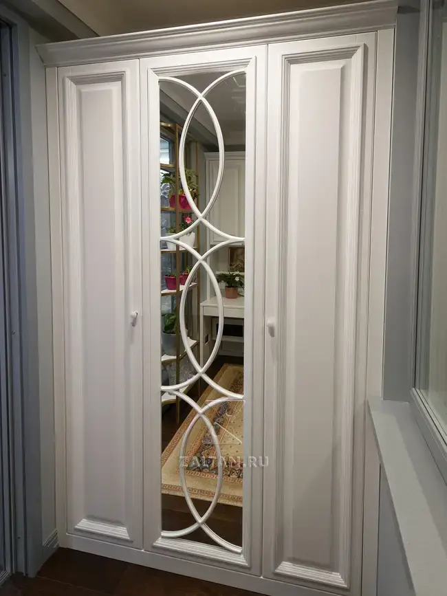 Шкаф из МДФ на балкон