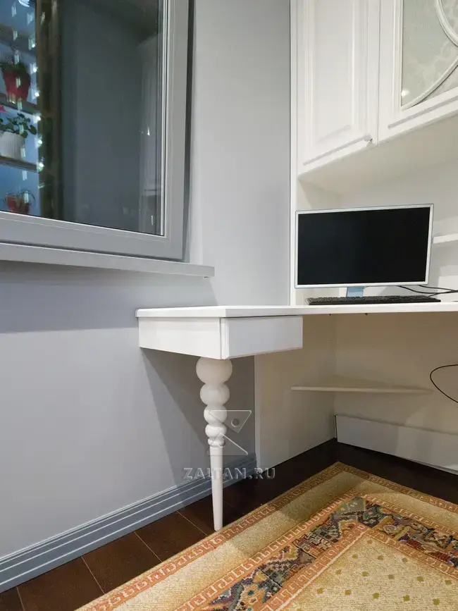 Декоративная резная ножка