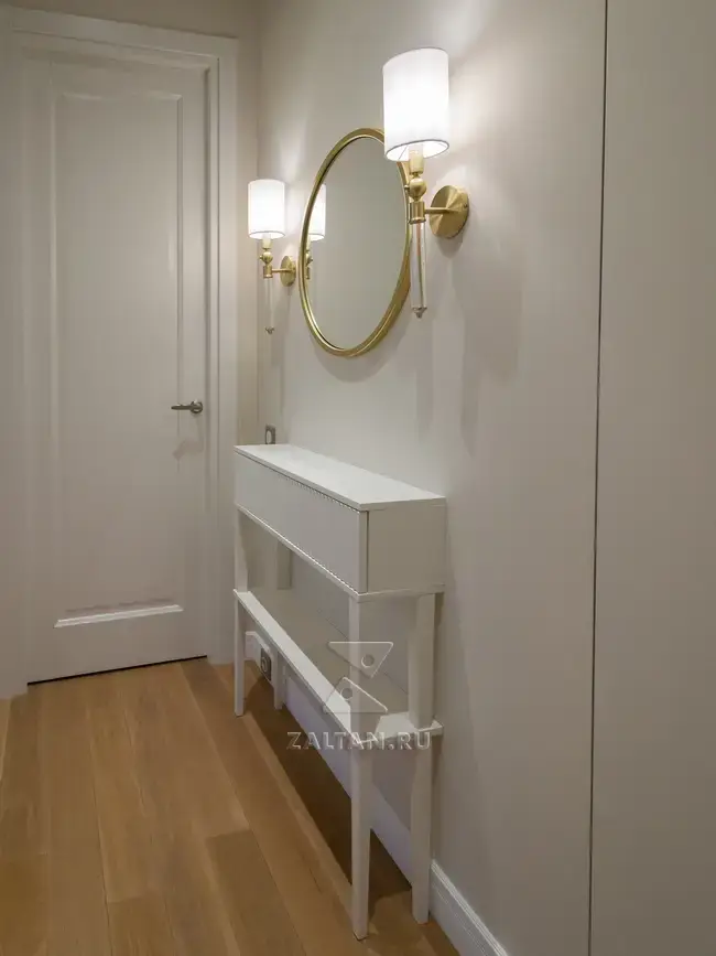 Консольный столик в прихожую