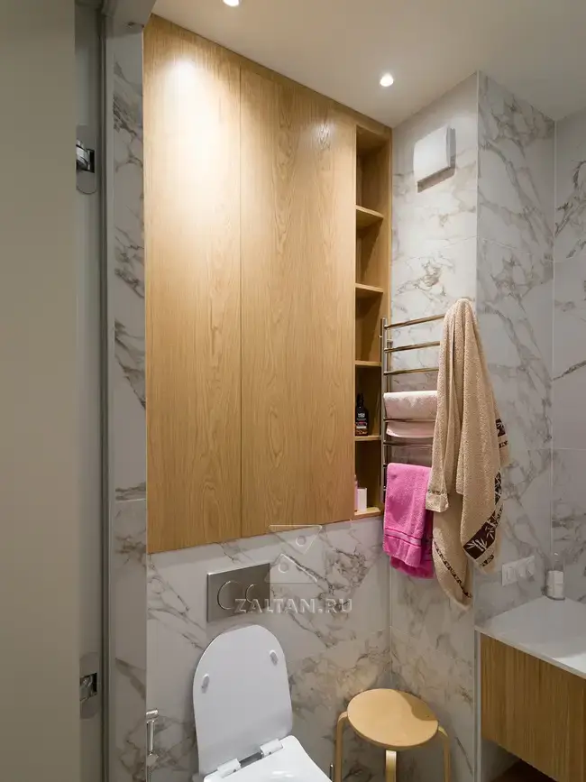 Шпонированный шкаф в ванной