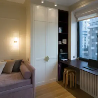 Встроенный 2-х дверный шкаф