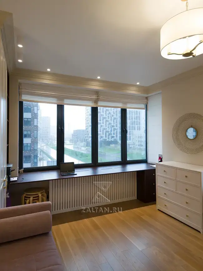 Рабочее место у окна