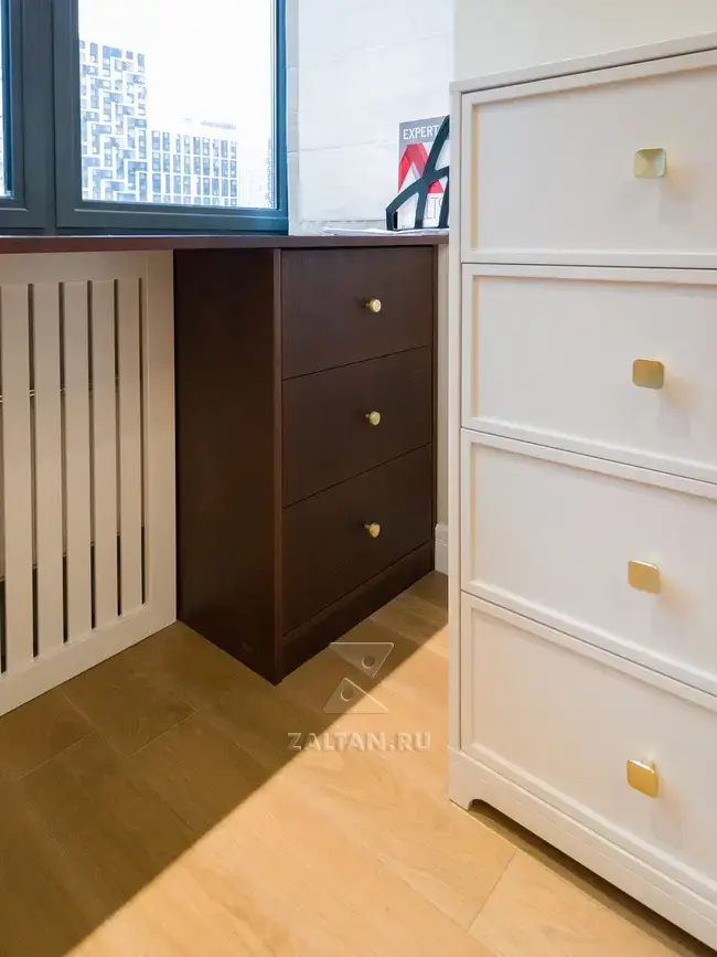 Тумбочка под столом шпон