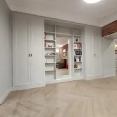 Шкаф-стенка с книжными стеллажами