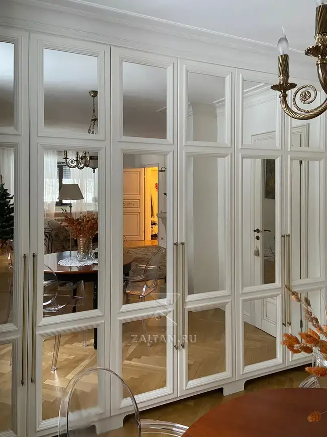 Шкаф из крашеного МДФ