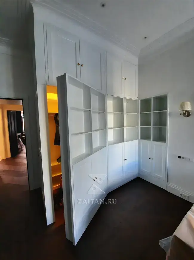 Скрытая гардеробная