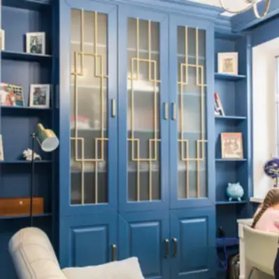 Книжный шкаф в детскую