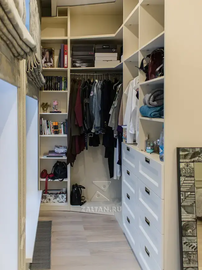 Гардеробная с угловой планировкой