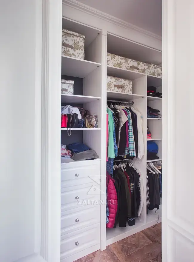 Хранение одежды в гардеробной