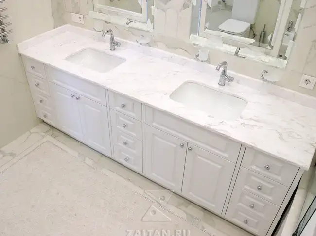 Белая тумба в ванную