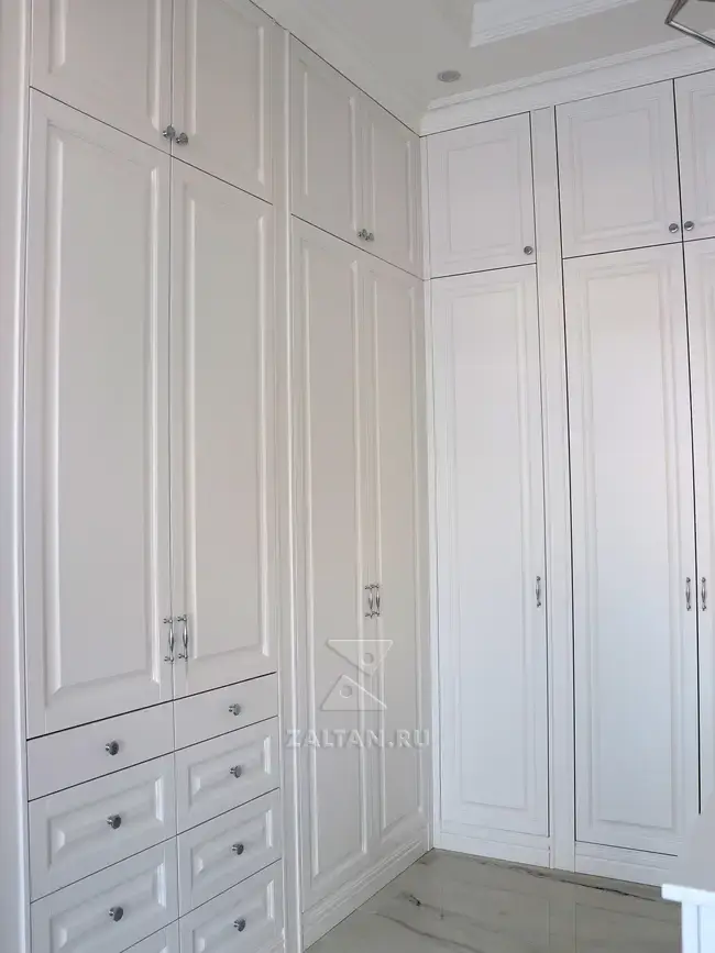 Фасады из МДФ в фрезеровкой