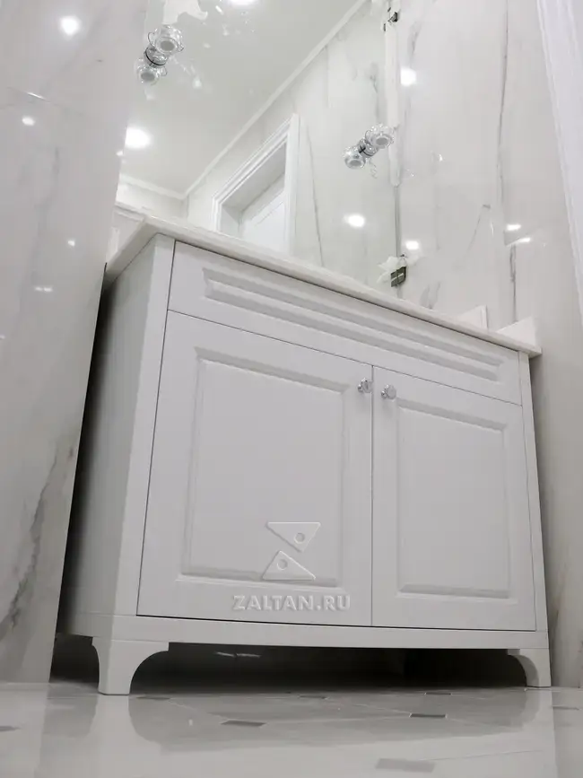 Белая тумба в ванную