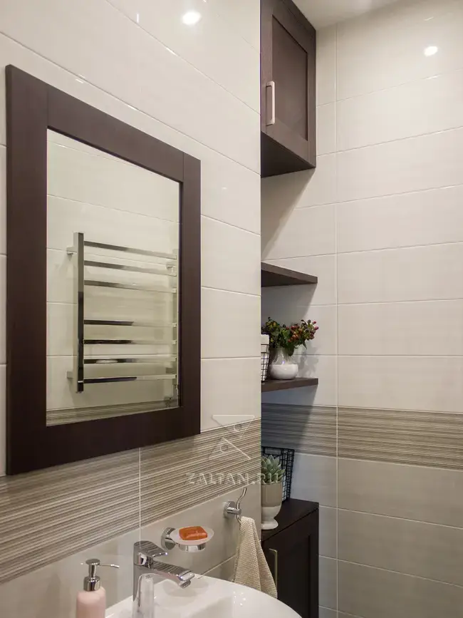 Зеркаль в шпонированной раме