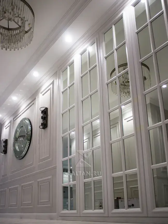 Шкаф в английском стиле