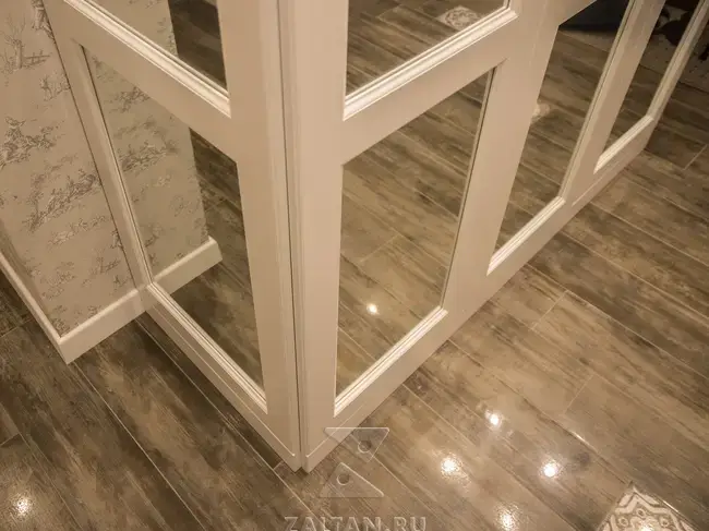 Видимая боковина шкафа фасадная