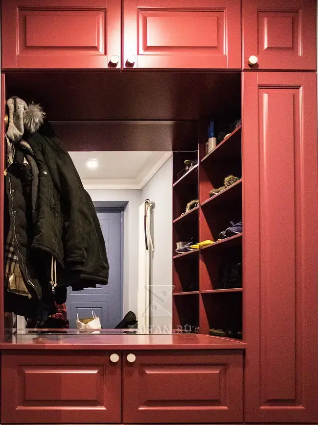 Шкафы в коридор из МДФ