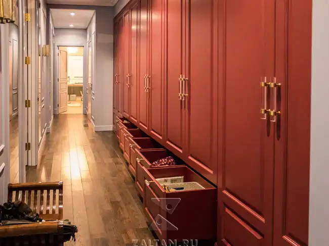 Ящики с доводчиками