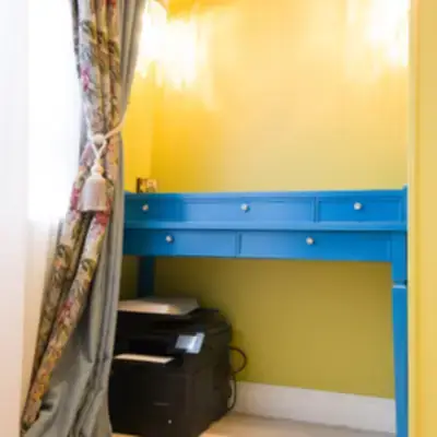 Туалетный столик в спальню