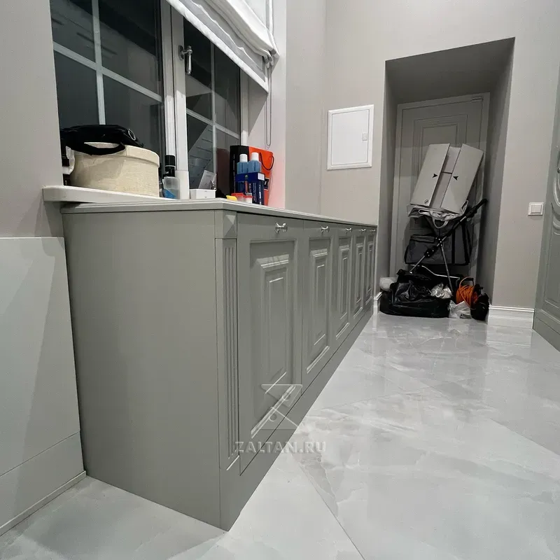 Комод в узкий коридор Леннард