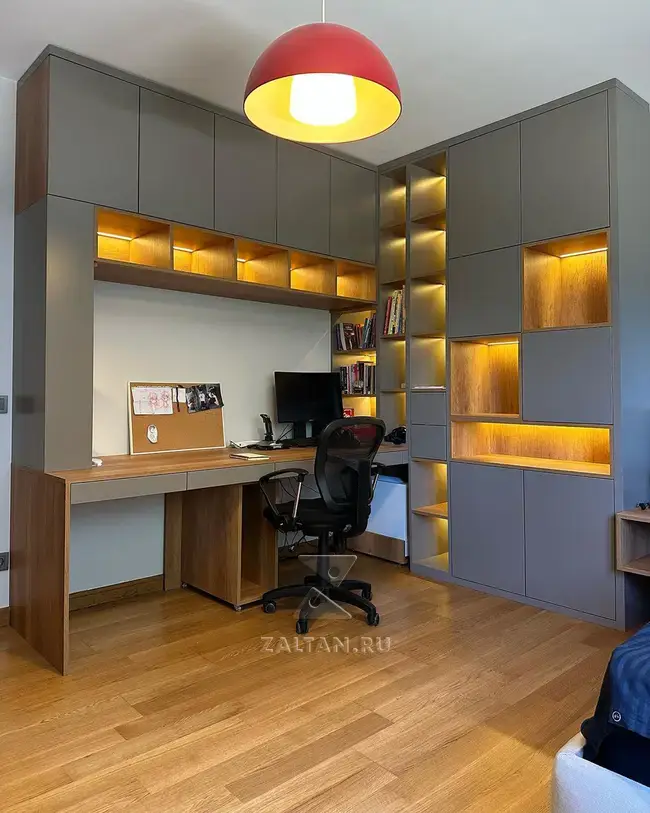Угловой шкаф с рабочим столом