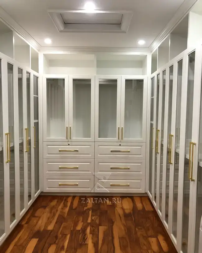 Гардеробная П-образная