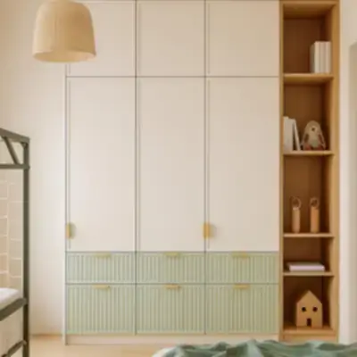 Корпусный шкаф с реечными ящиками