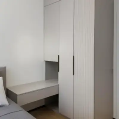 Корпусный шкаф в спальню