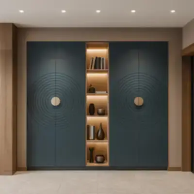 Корпусный шкаф в прихожую