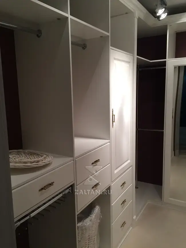 Мебель в гардеробную на заказ