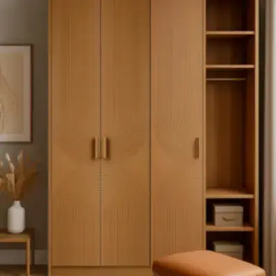 Корпусный шкаф в спальню