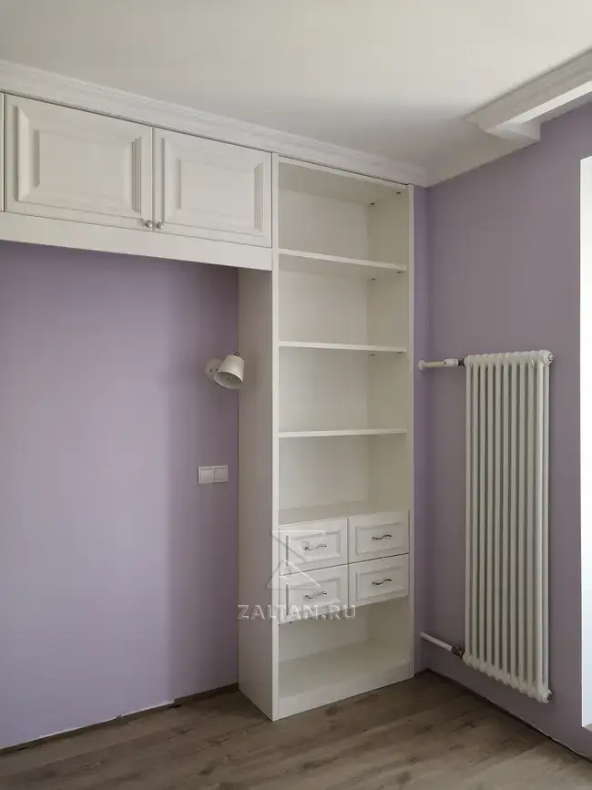 Шкафы по бокам от кровати