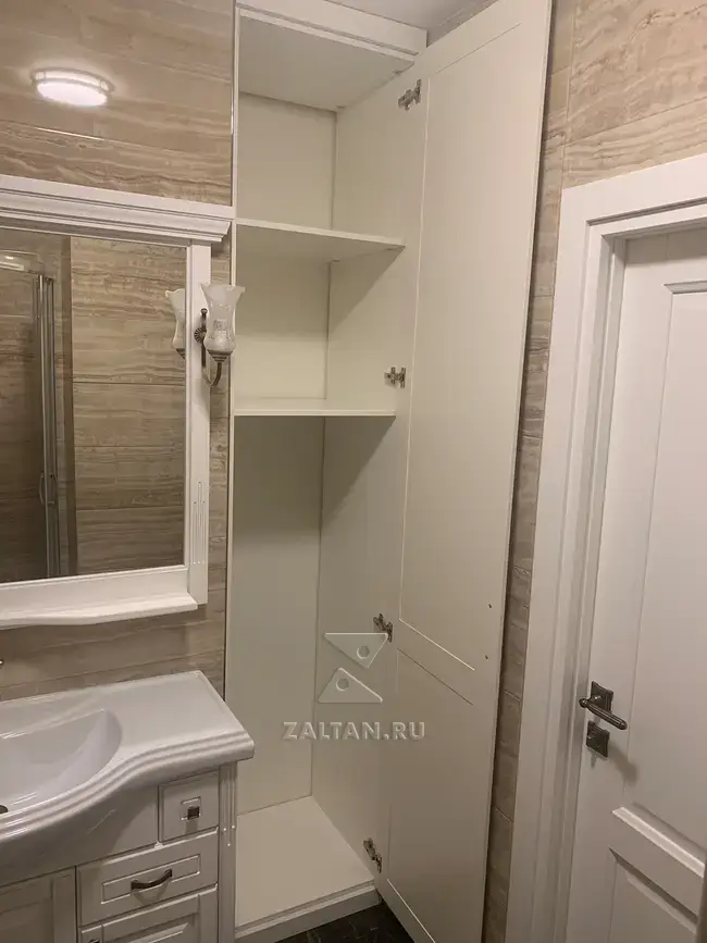 Шкаф в ванную изнутри