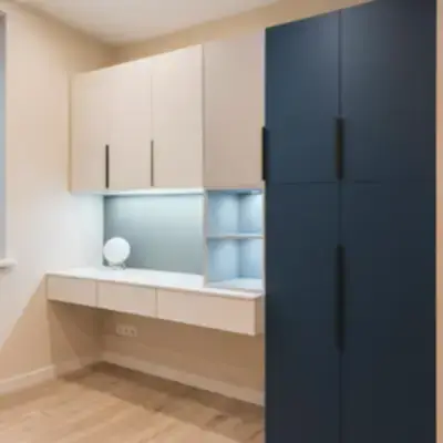 Встроенная рабочая зона со шкафом