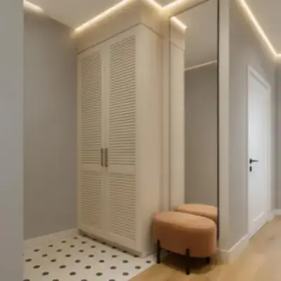 Шкаф в прихожую распашной