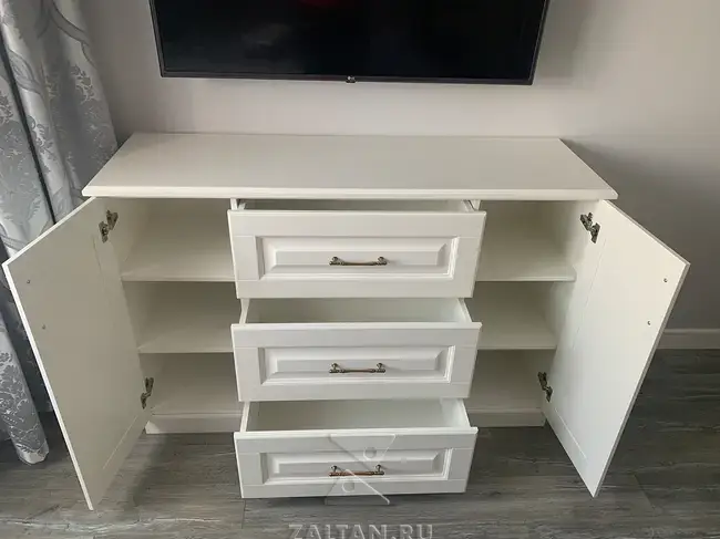 Комод изнутри