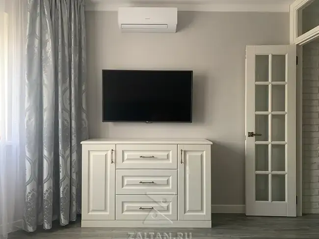 Комод в спальню