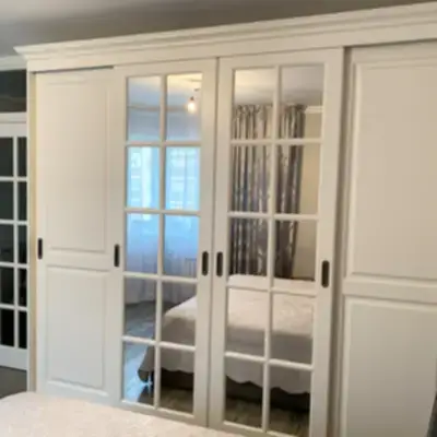 Шкаф-купе в английском стиле