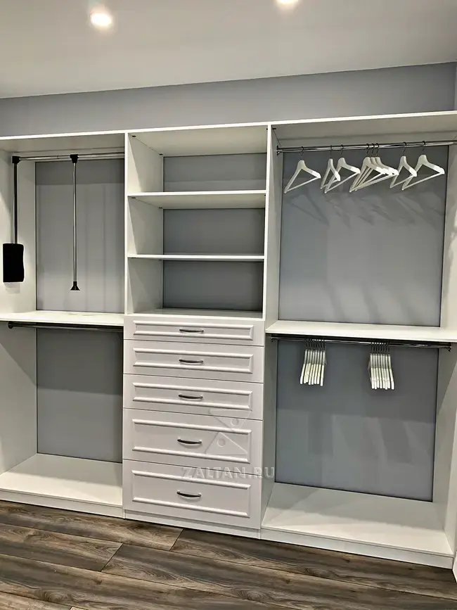 Гардеробный стеллаж