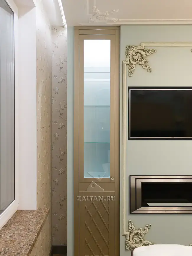 Шкаф с подсветкой